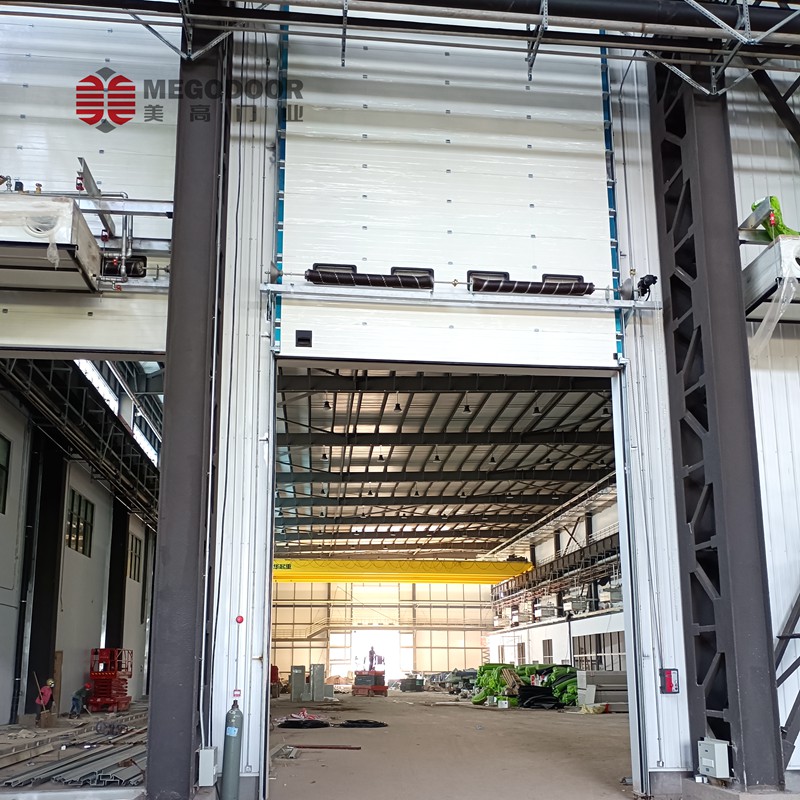 淮安工业厂房与仓储物流理想之选：美高垂直工业提升门插图1